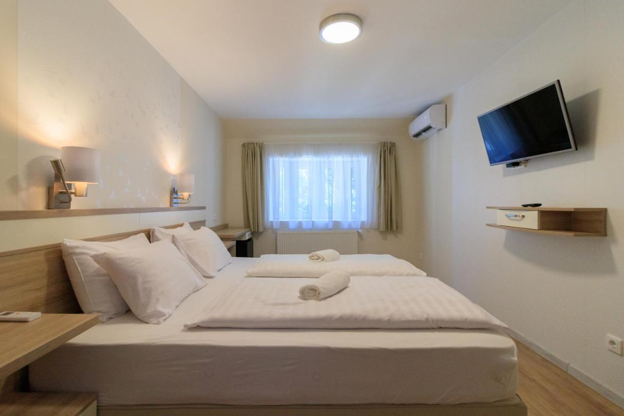 Villa Marina Inn Siófok Zewnętrze zdjęcie